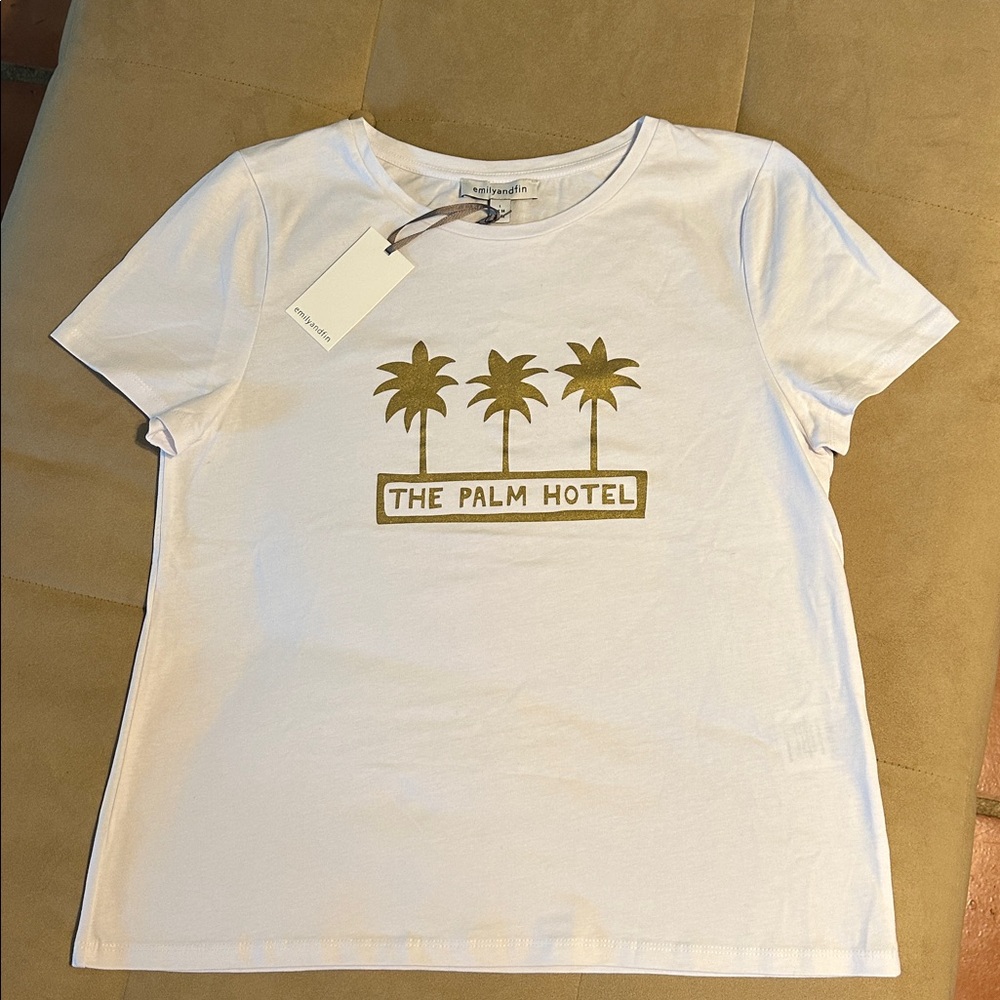 Emily and Fin The Palm Hotel top t-shirt NWT